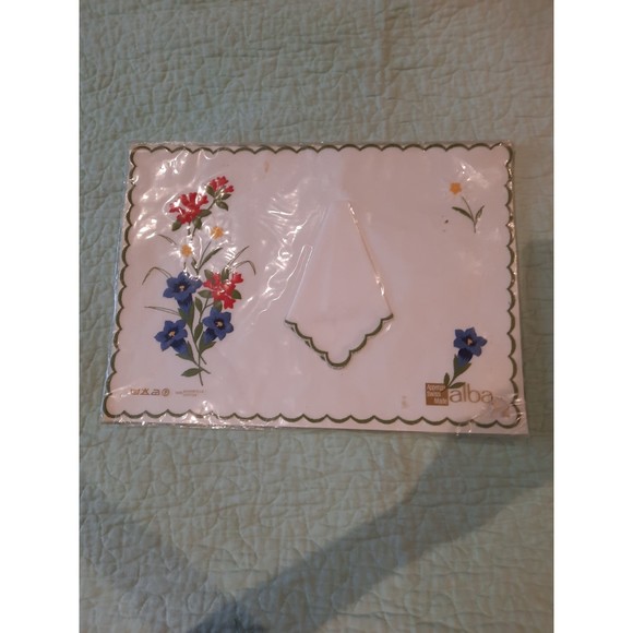 VTG Placemat with Napkin, Swiss Made, Floral Table Settings, Old Stock, 2 Sets - Picture 3 of 12